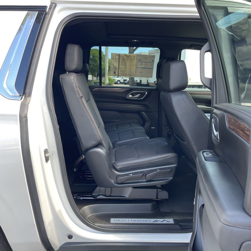 2023 Chevrolet Suburban High Country