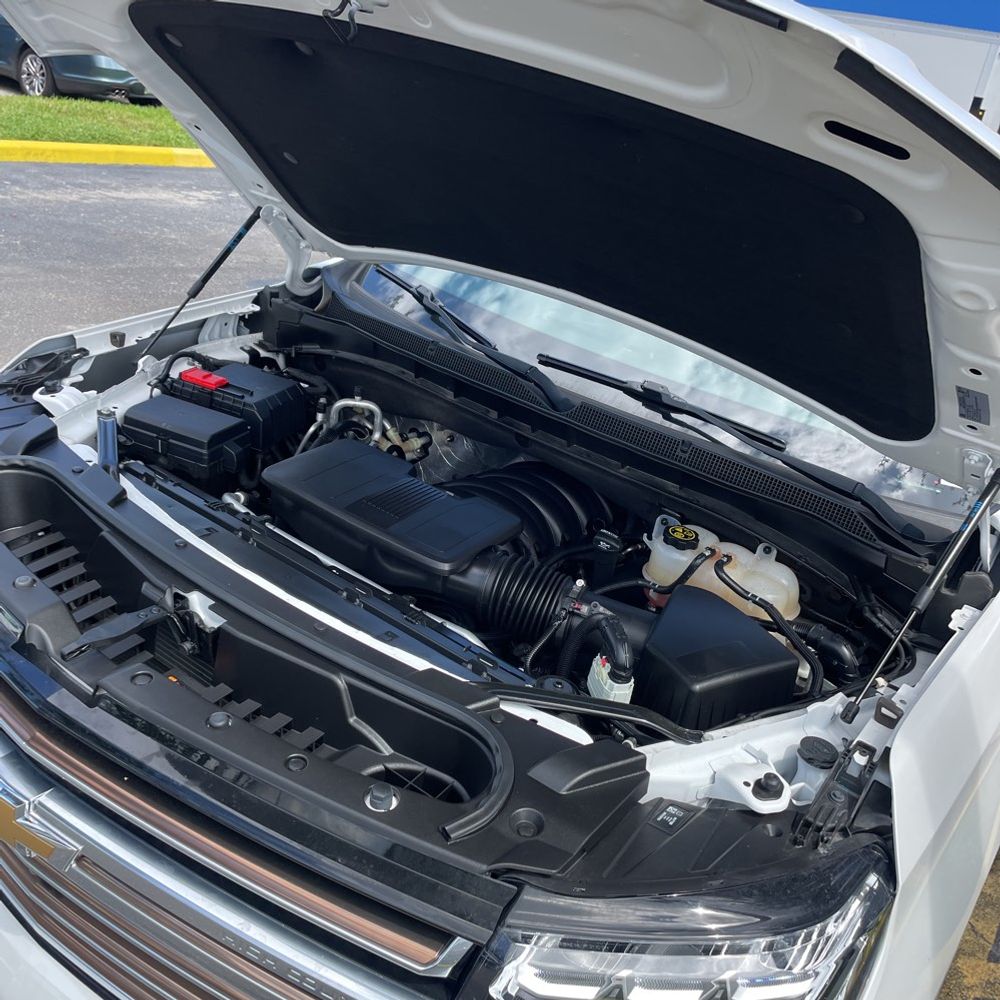 2023 Chevrolet Suburban High Country