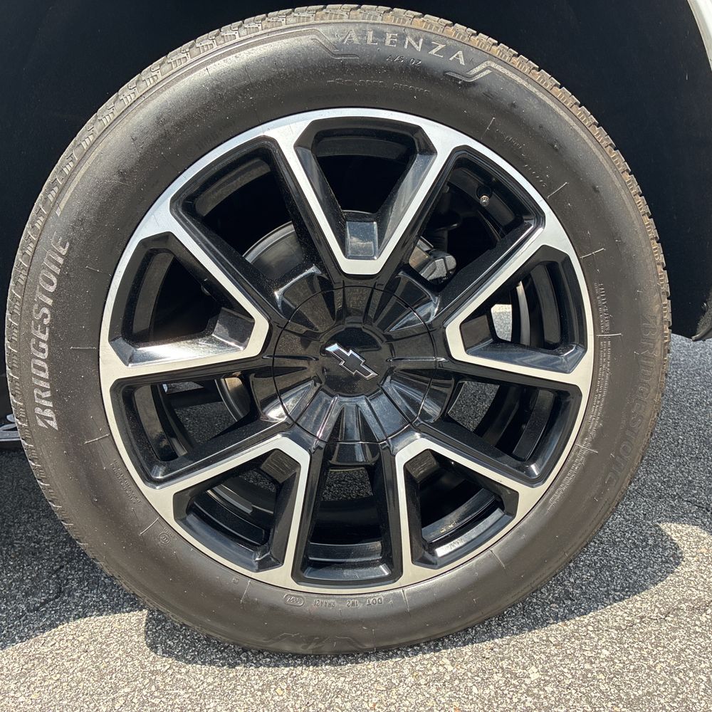 2024 Chevrolet Tahoe RST