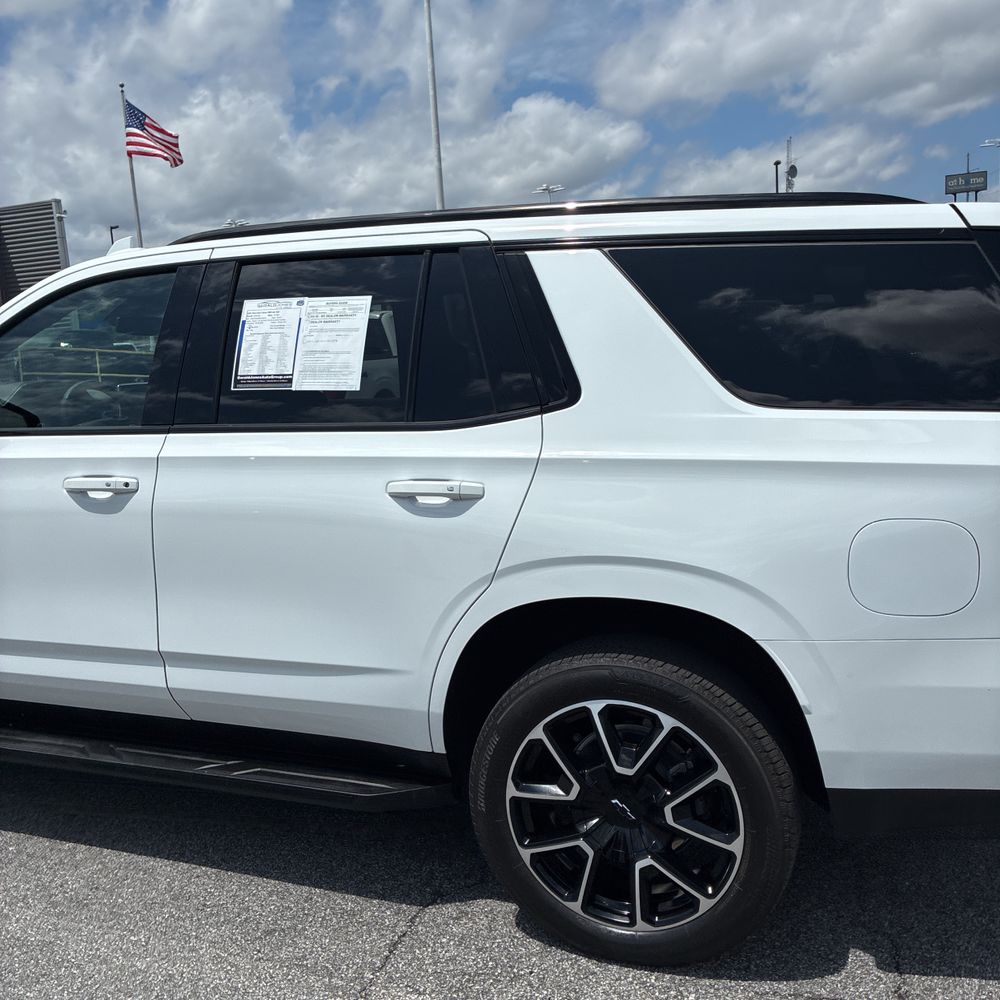 2024 Chevrolet Tahoe RST