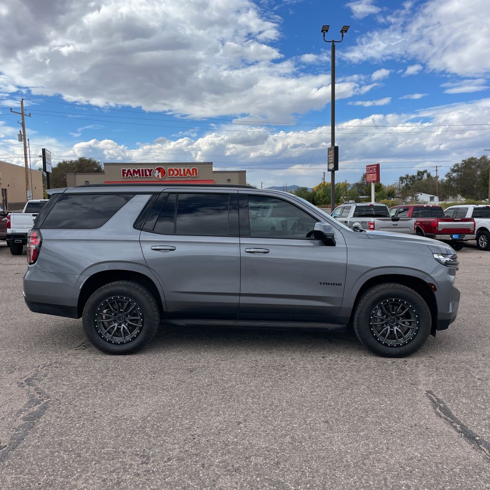 2021 Chevrolet Tahoe RST