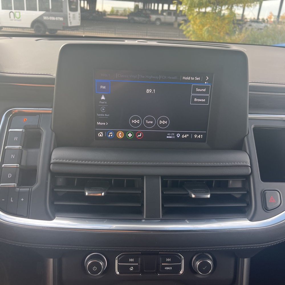 2024 Chevrolet Suburban LS