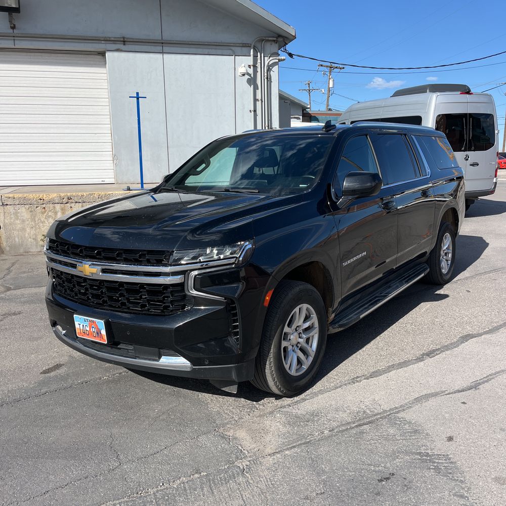2024 Chevrolet Suburban LS