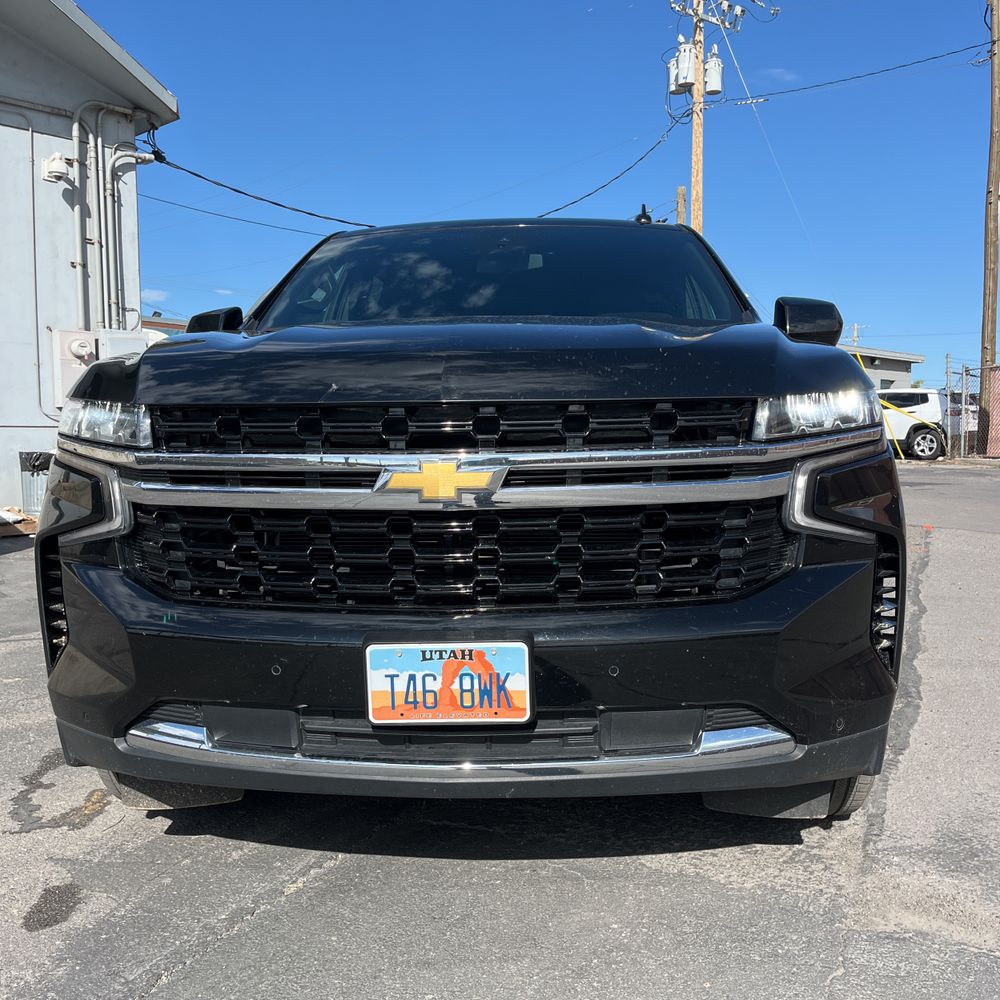 2024 Chevrolet Suburban LS