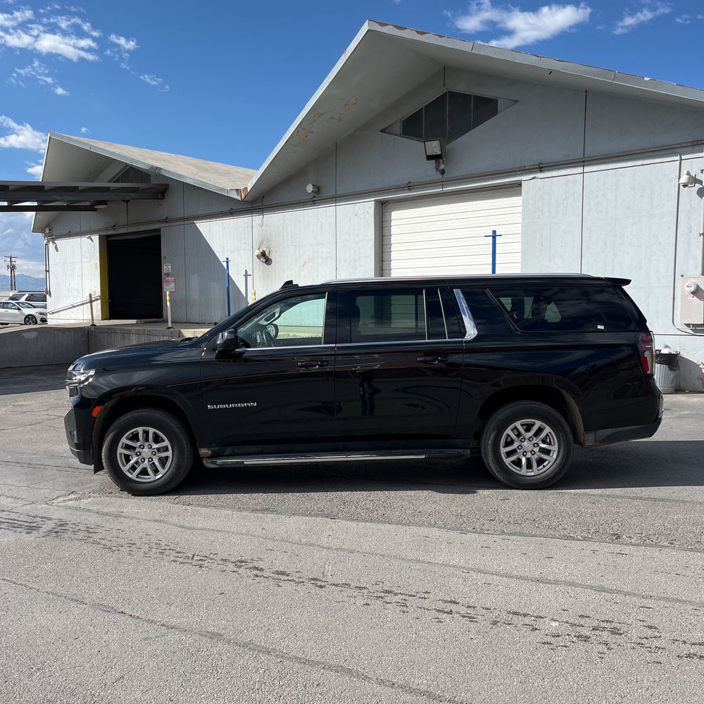 2024 Chevrolet Suburban LS