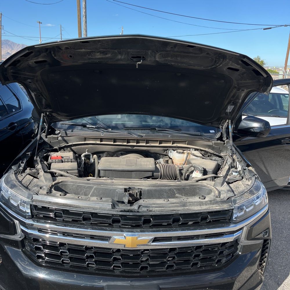 2024 Chevrolet Suburban LS