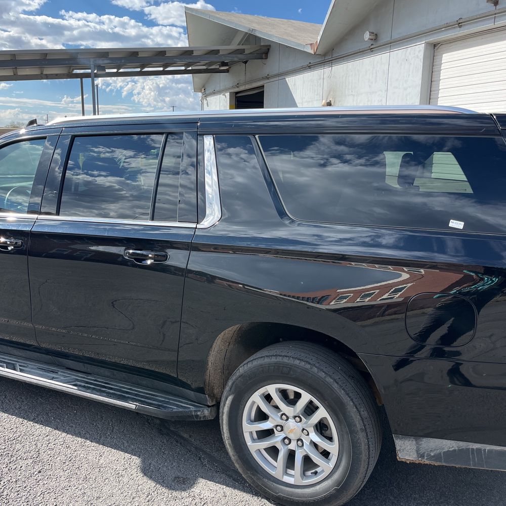 2024 Chevrolet Suburban LS