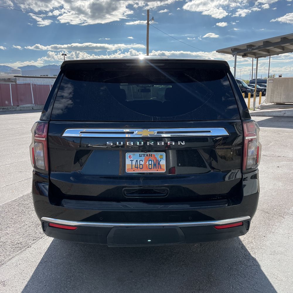 2024 Chevrolet Suburban LS