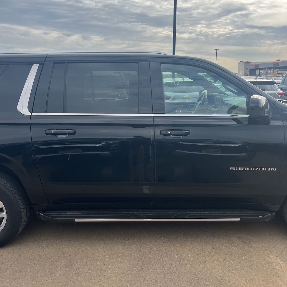 2024 Chevrolet Suburban LS