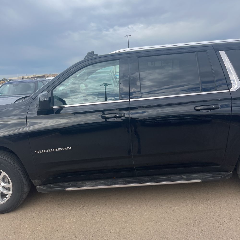2024 Chevrolet Suburban LS