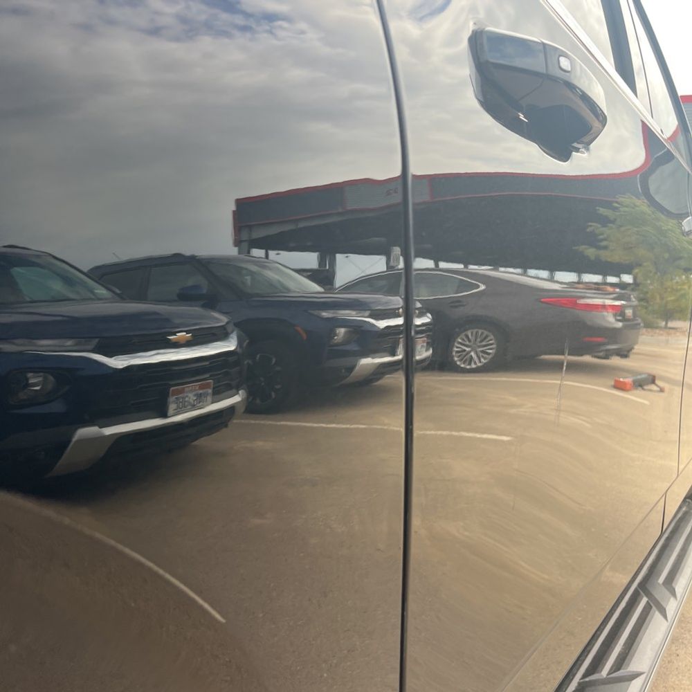 2024 Chevrolet Suburban LS