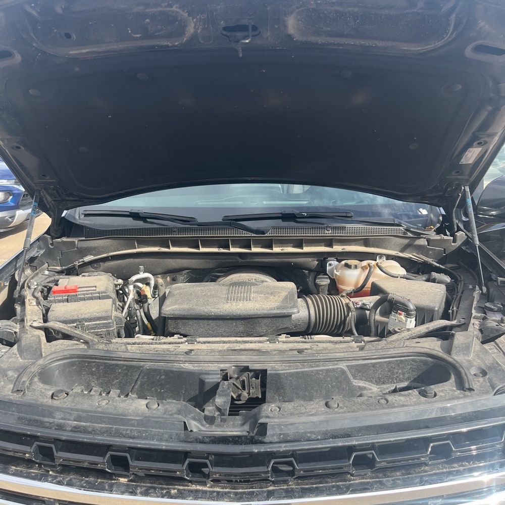 2024 Chevrolet Suburban LS