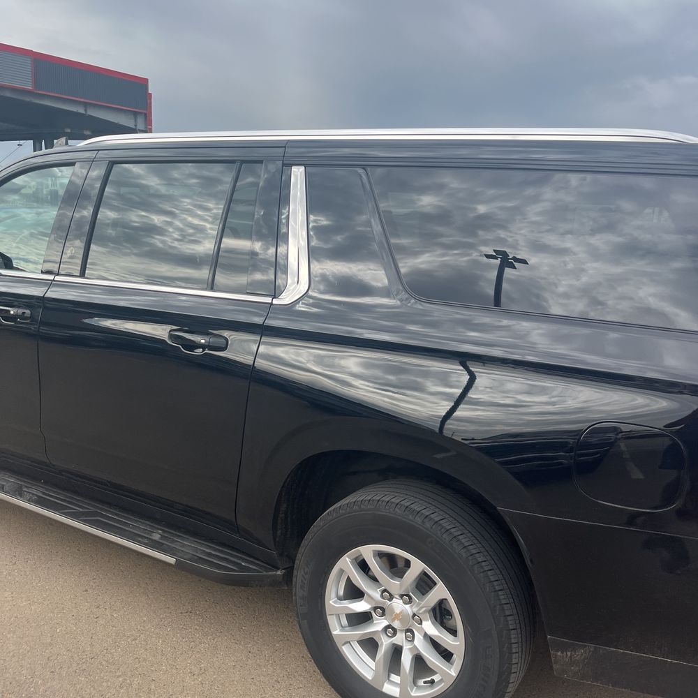 2024 Chevrolet Suburban LS