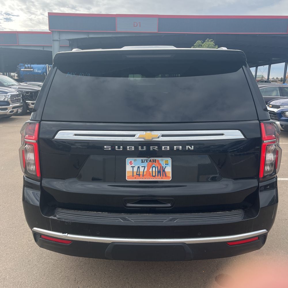 2024 Chevrolet Suburban LS