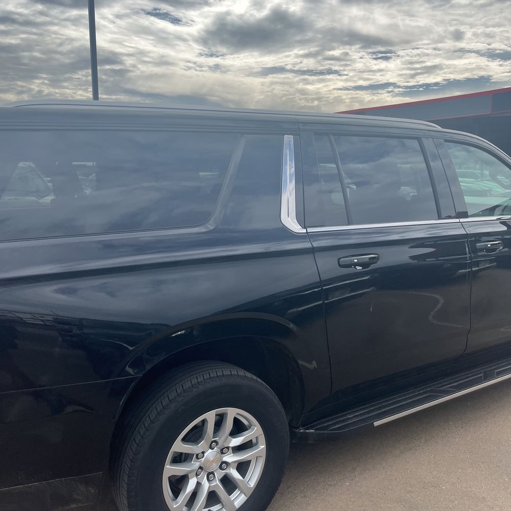 2024 Chevrolet Suburban LS