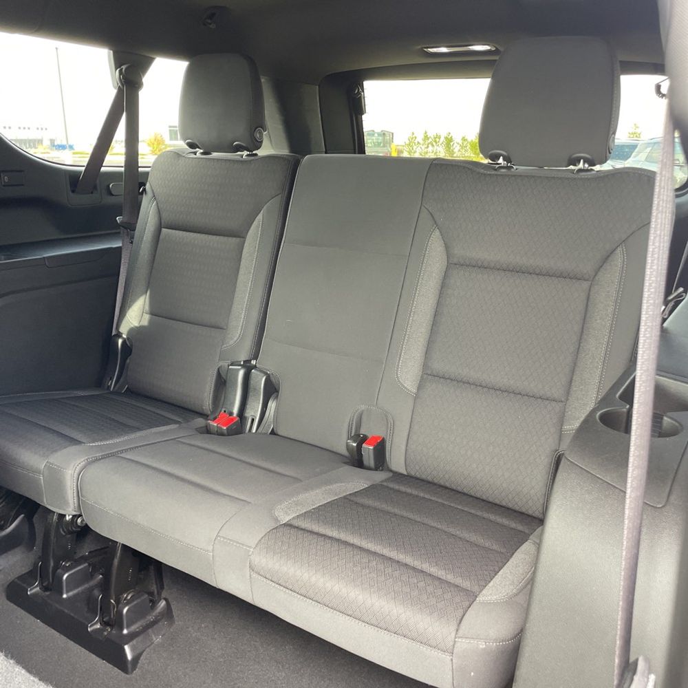 2024 Chevrolet Suburban LS