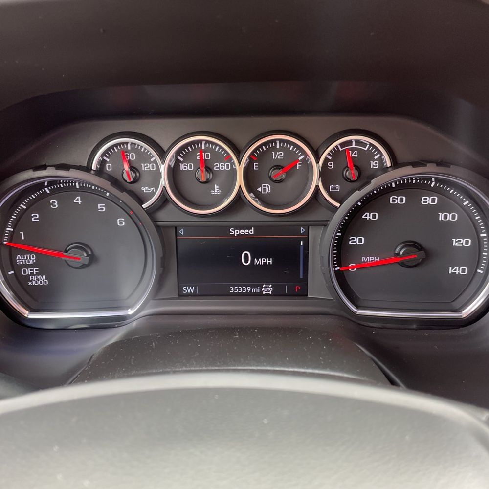 2024 Chevrolet Suburban LS