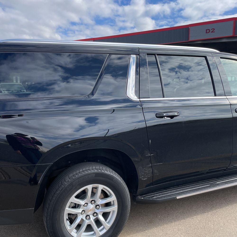 2024 Chevrolet Suburban LS