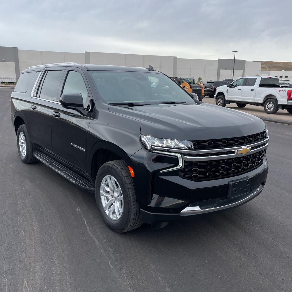2024 Chevrolet Suburban LS