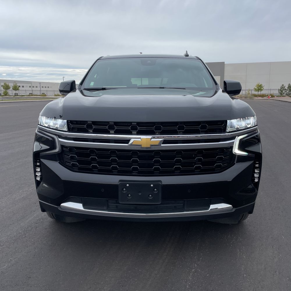 2024 Chevrolet Suburban LS