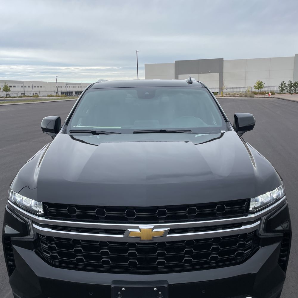 2024 Chevrolet Suburban LS