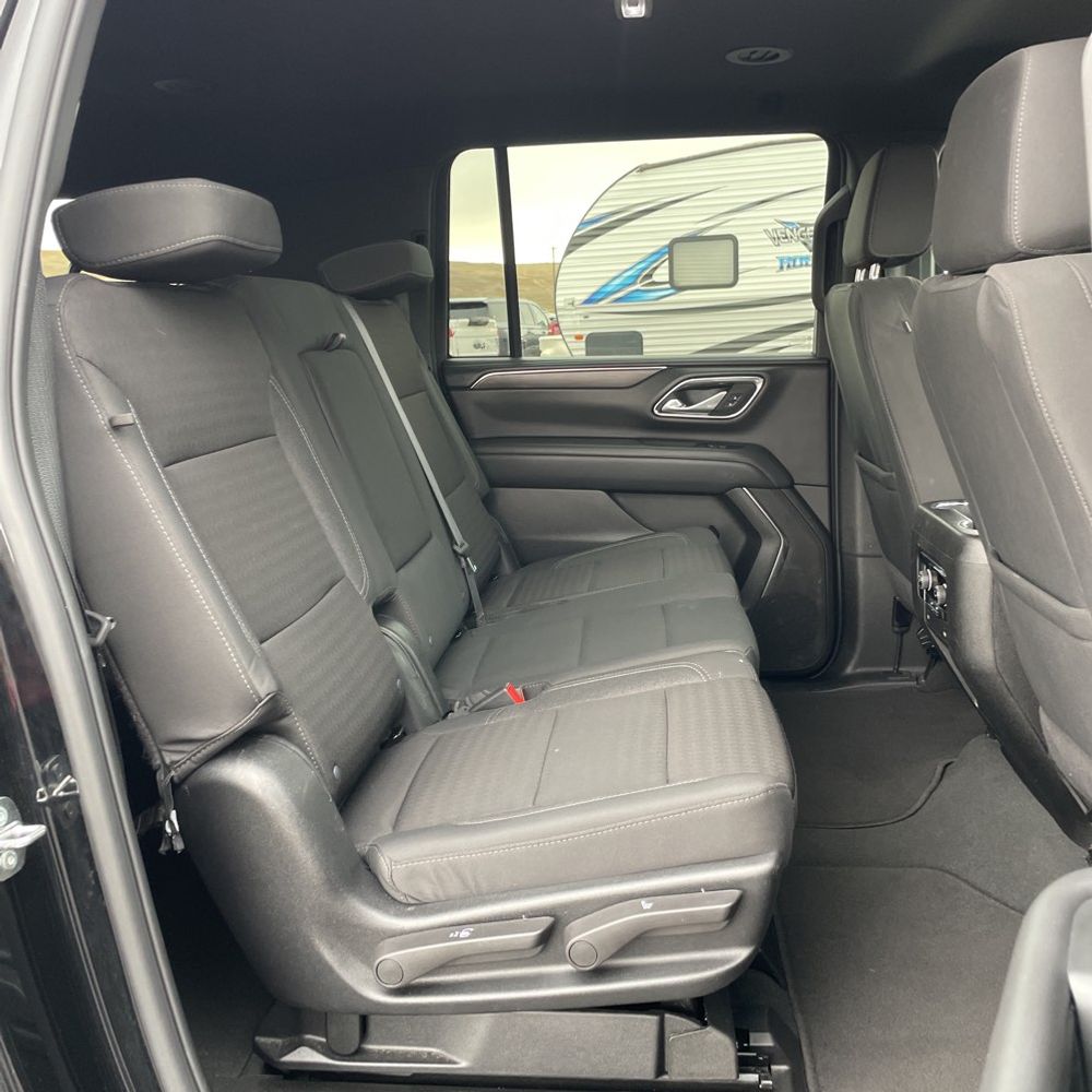 2024 Chevrolet Suburban LS