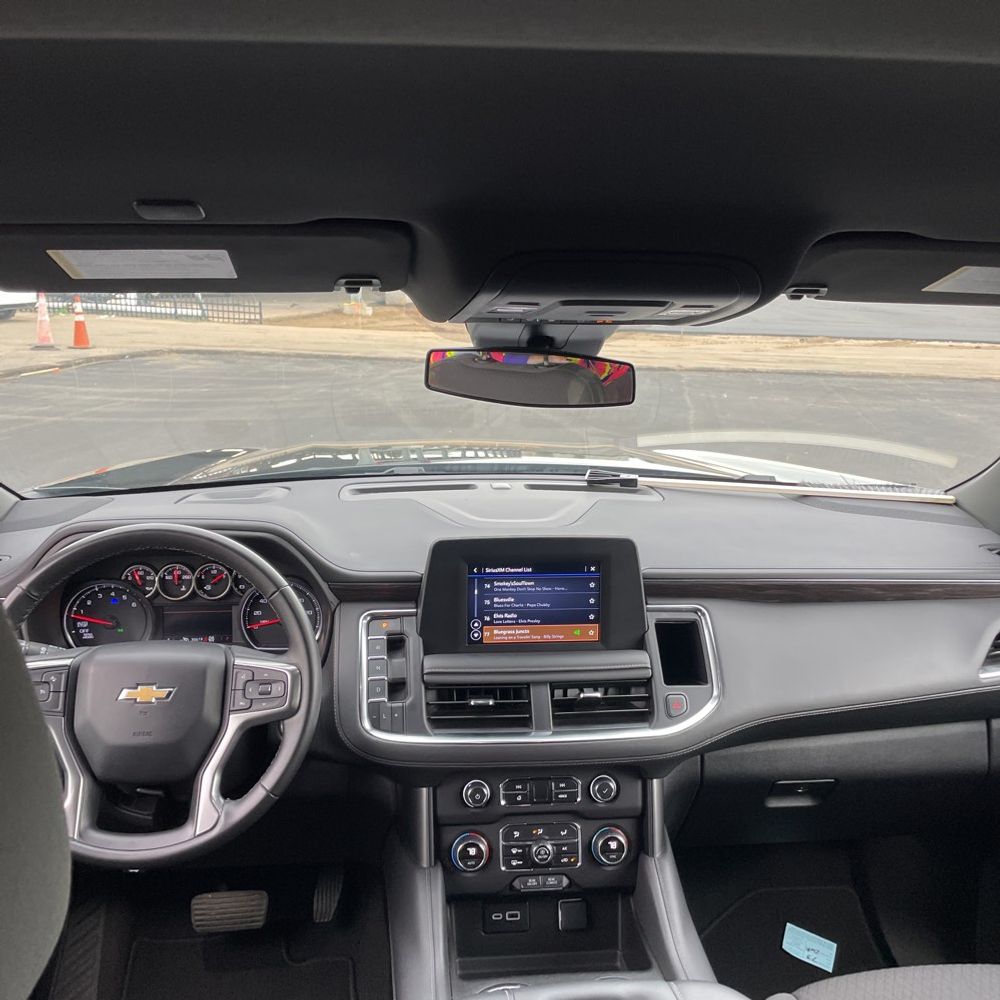 2024 Chevrolet Suburban LS