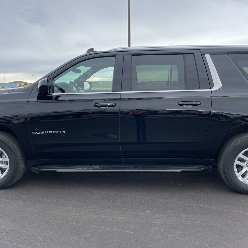 2024 Chevrolet Suburban LS