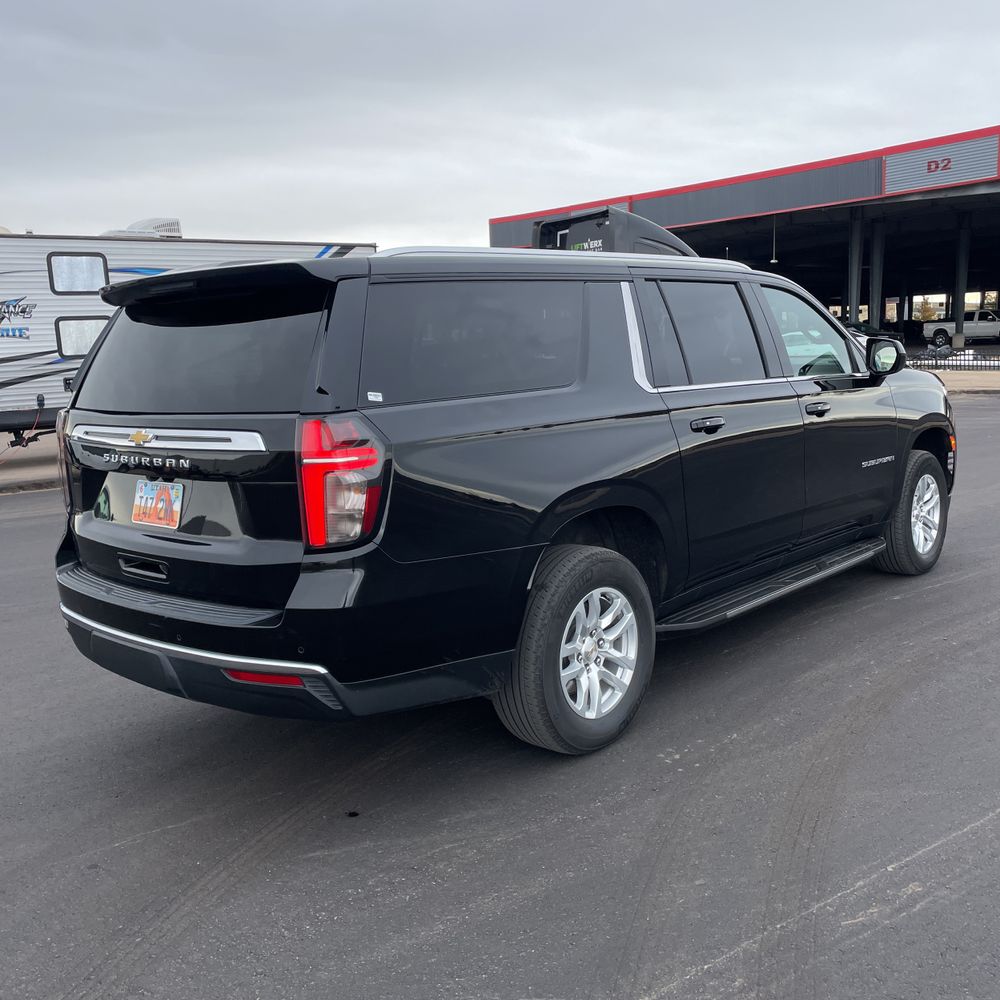 2024 Chevrolet Suburban LS