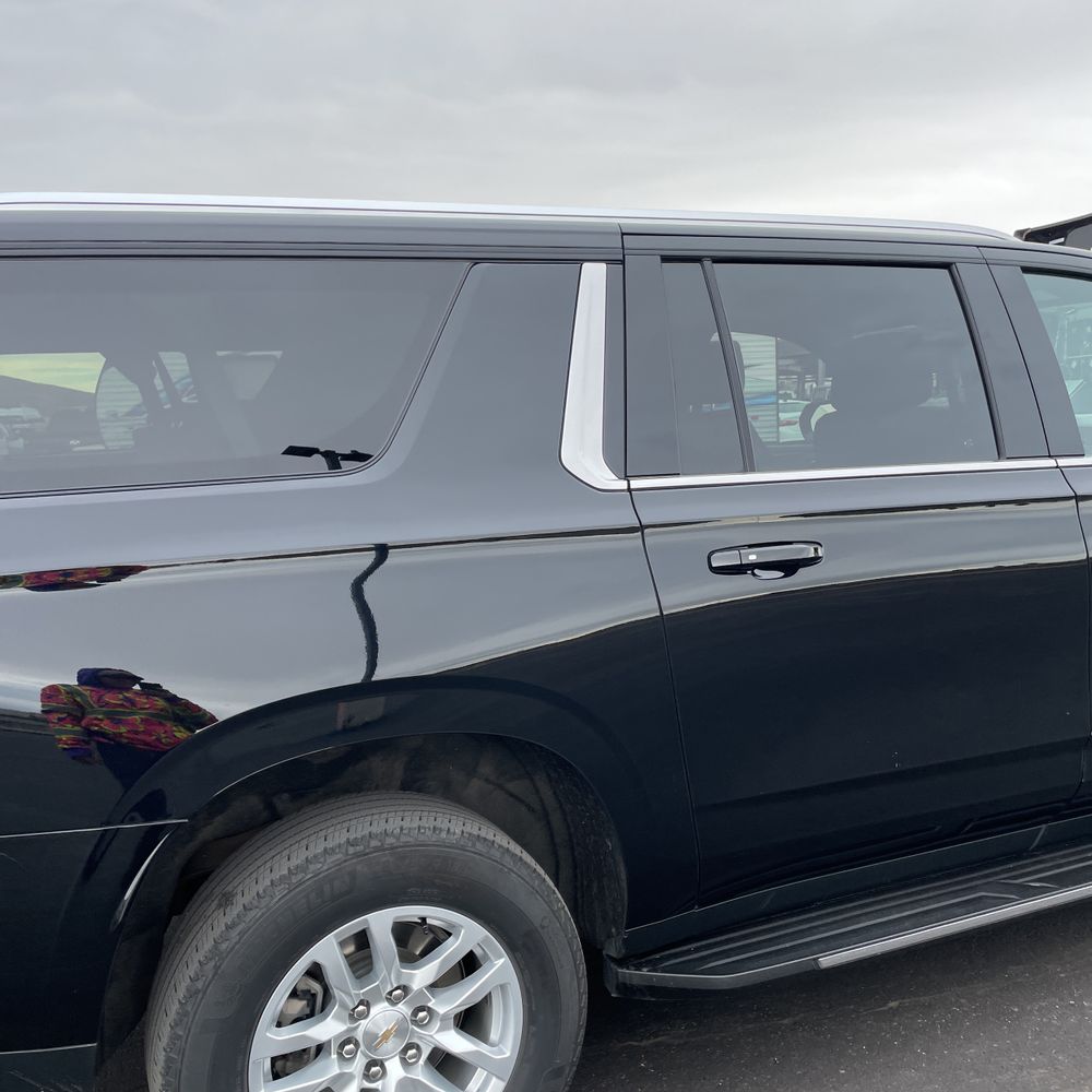 2024 Chevrolet Suburban LS