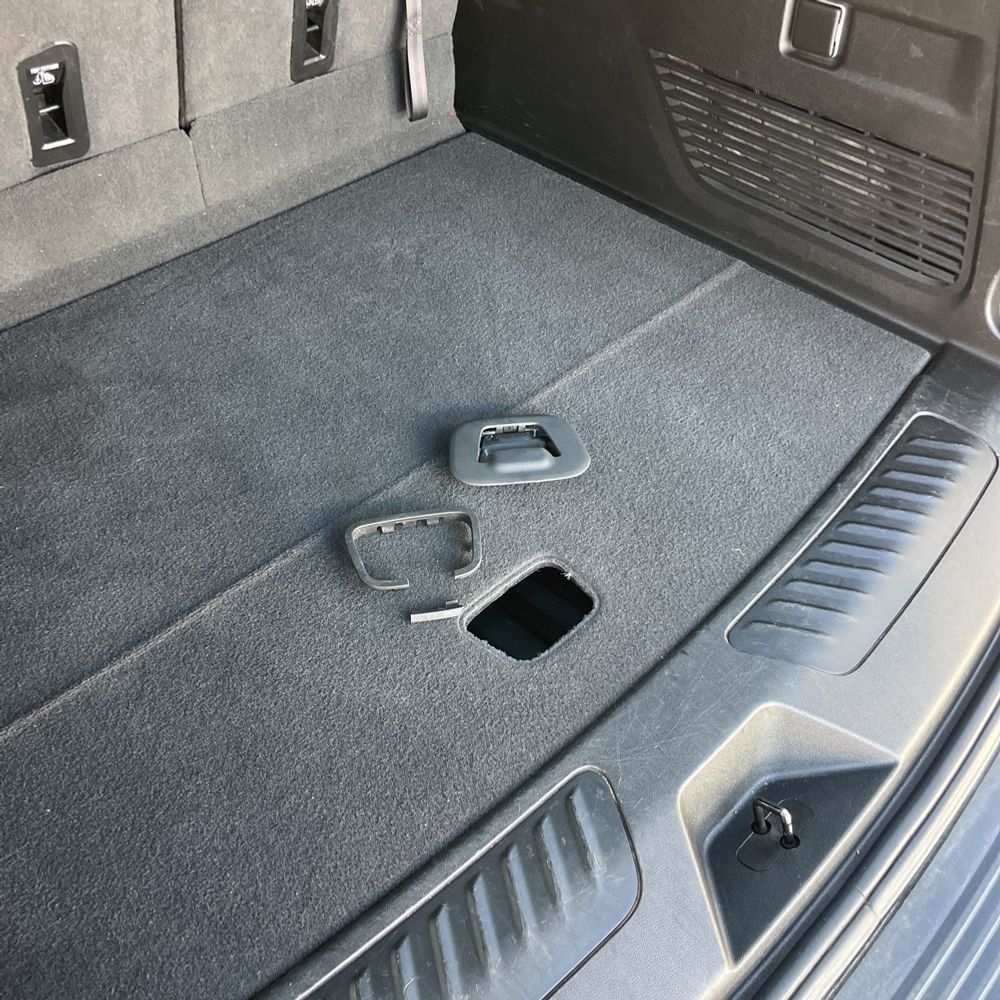 2024 Chevrolet Suburban LS