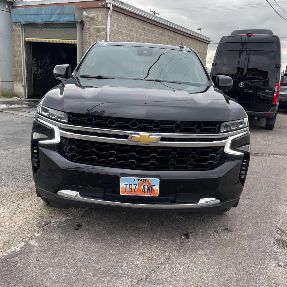 2024 Chevrolet Suburban LS