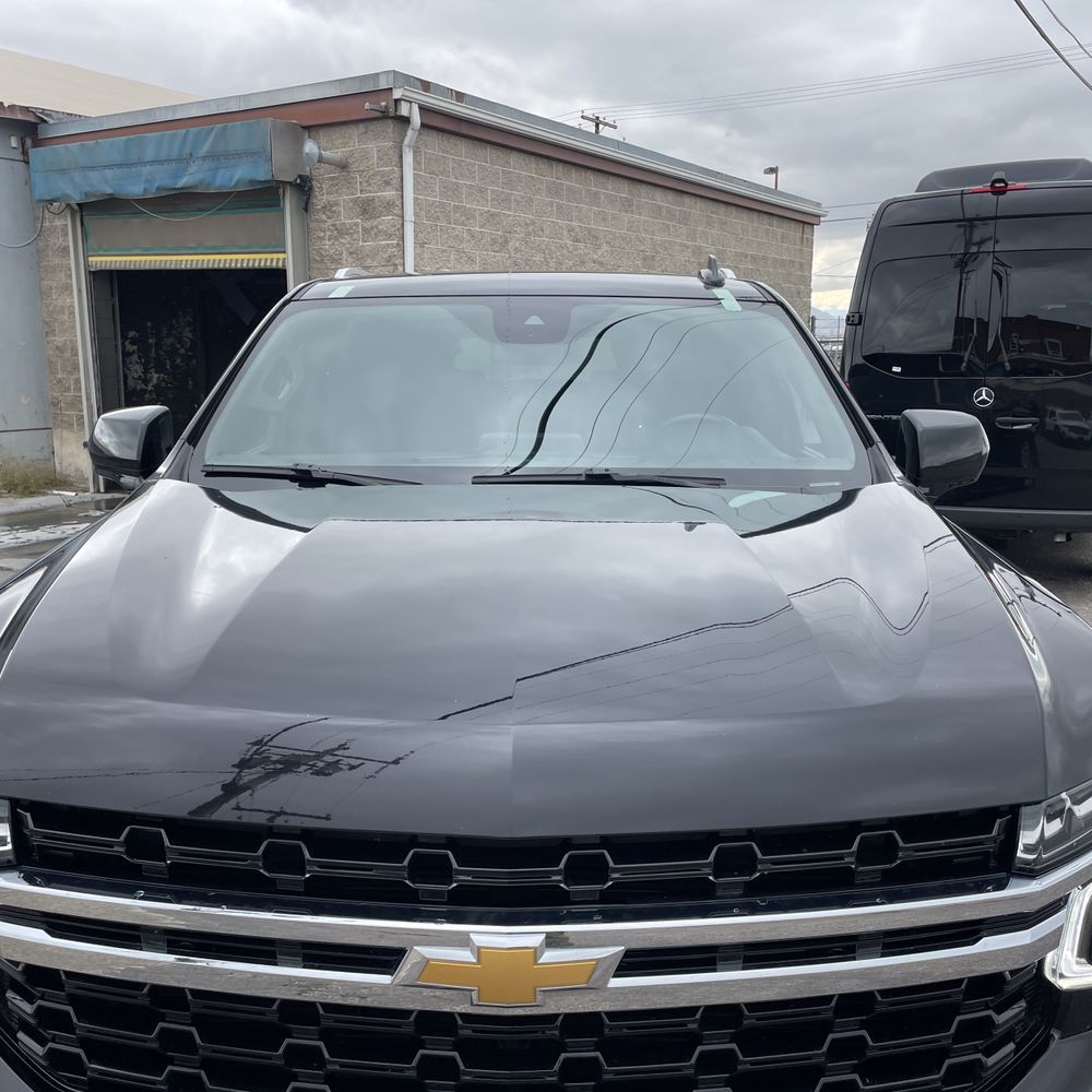 2024 Chevrolet Suburban LS