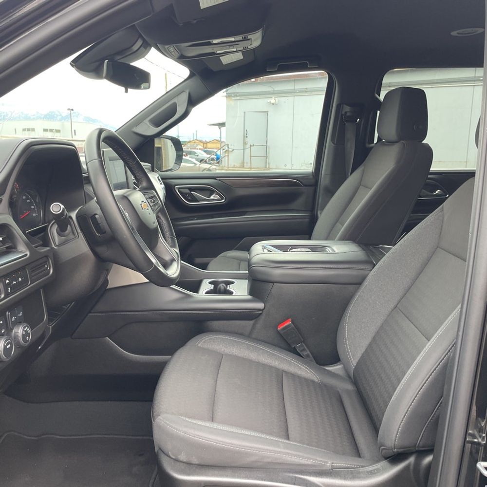 2024 Chevrolet Suburban LS