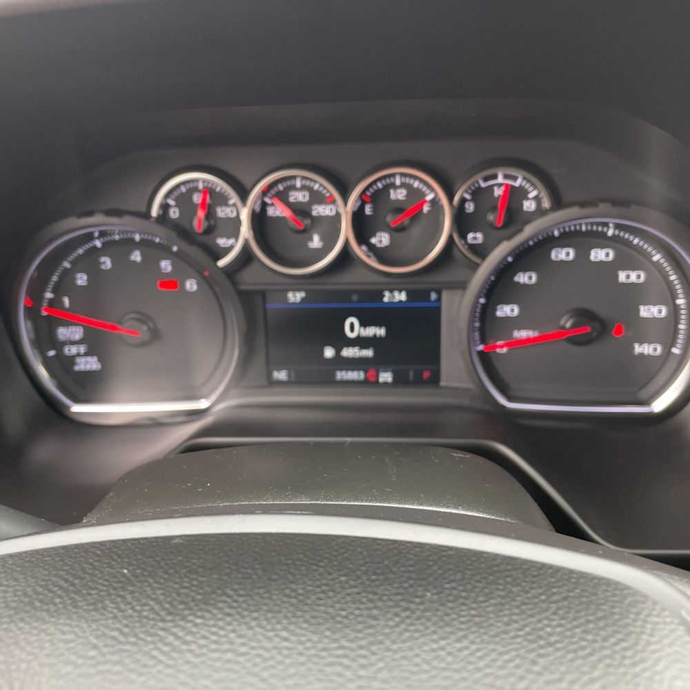 2024 Chevrolet Suburban LS