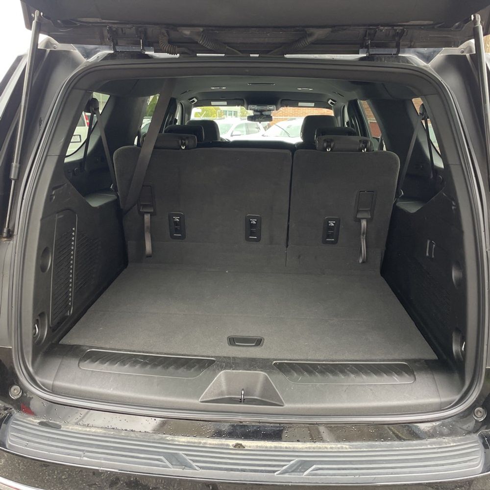 2024 Chevrolet Suburban LS