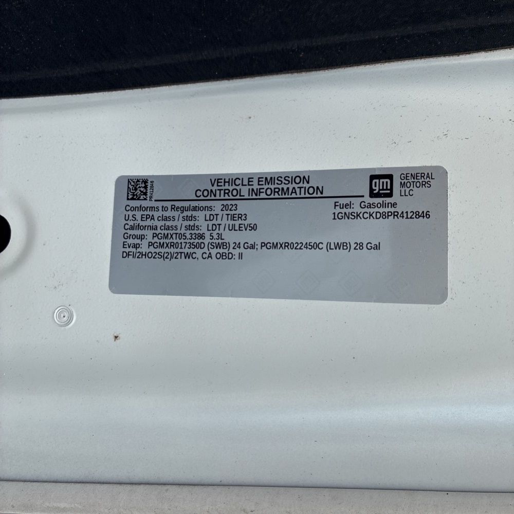 2023 Chevrolet Suburban LT