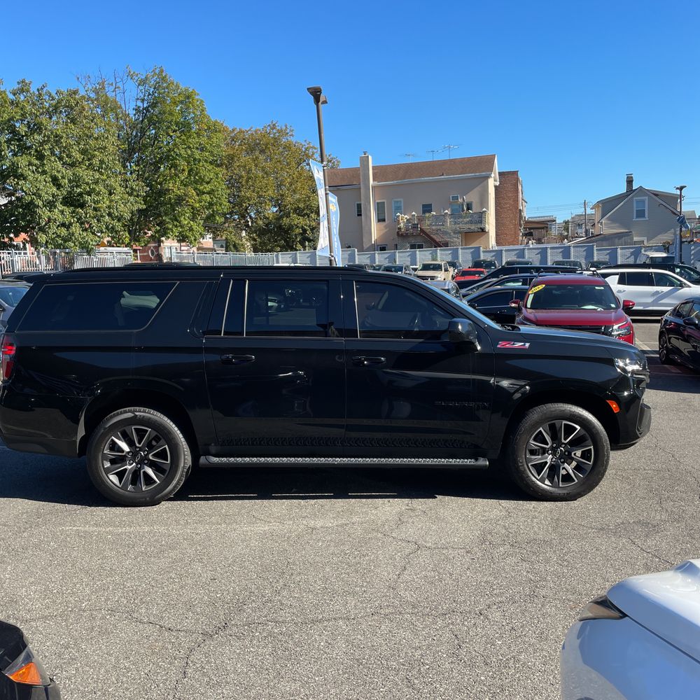2022 Chevrolet Suburban Z71