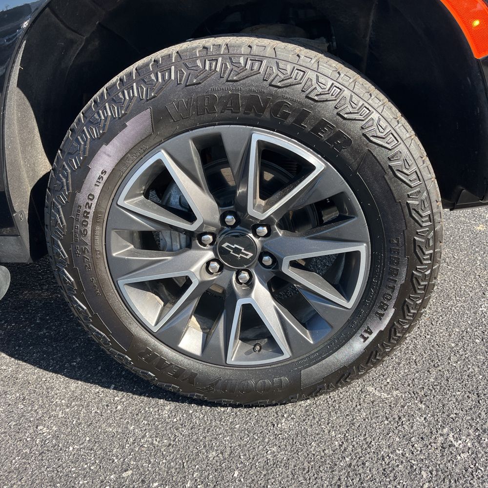 2024 Chevrolet Suburban 1500 Z71