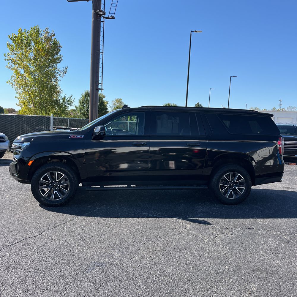 2024 Chevrolet Suburban 1500 Z71