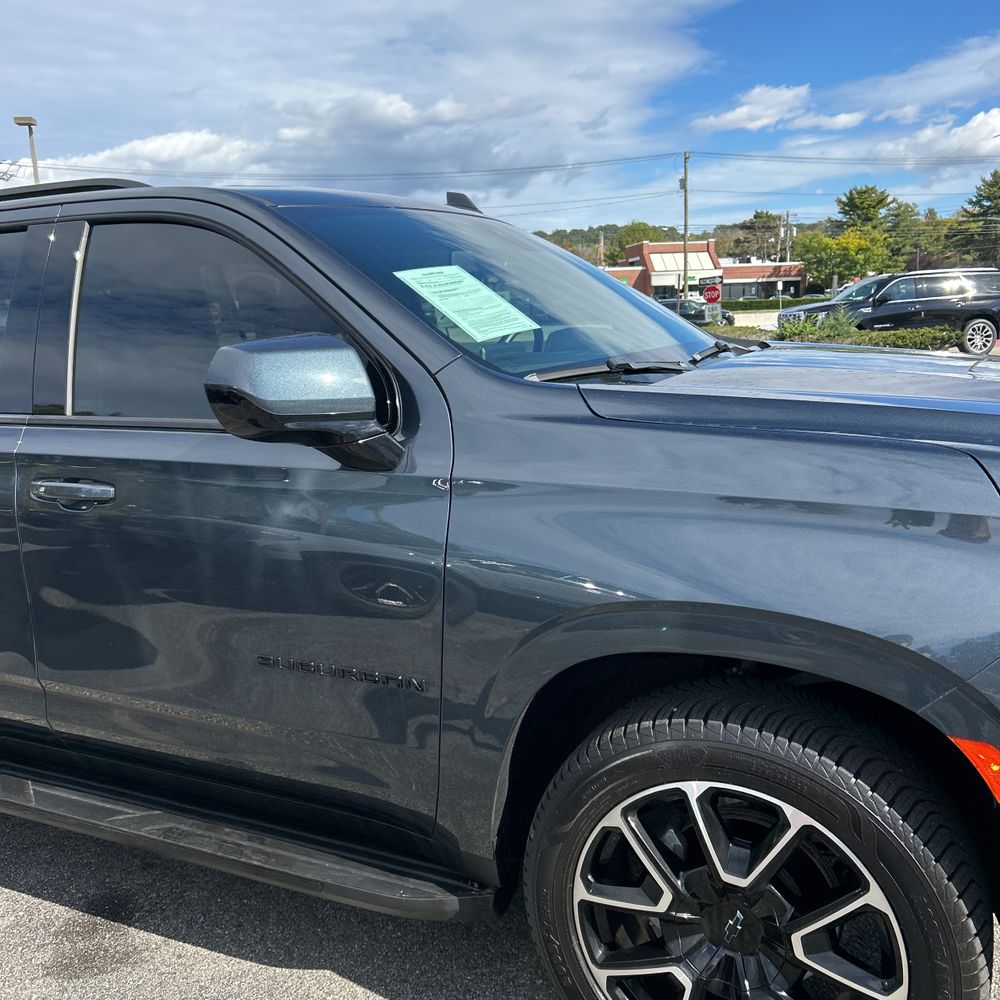 2021 Chevrolet Suburban RST