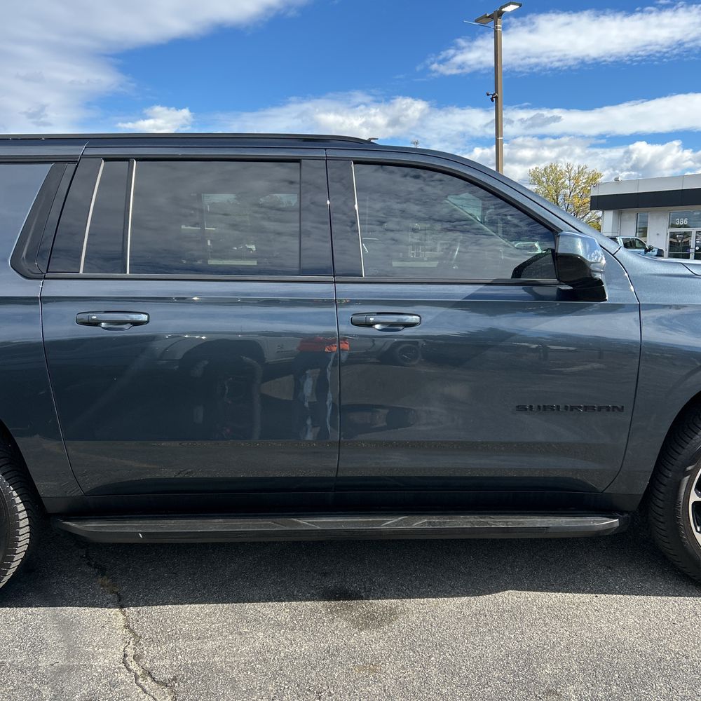 2021 Chevrolet Suburban RST