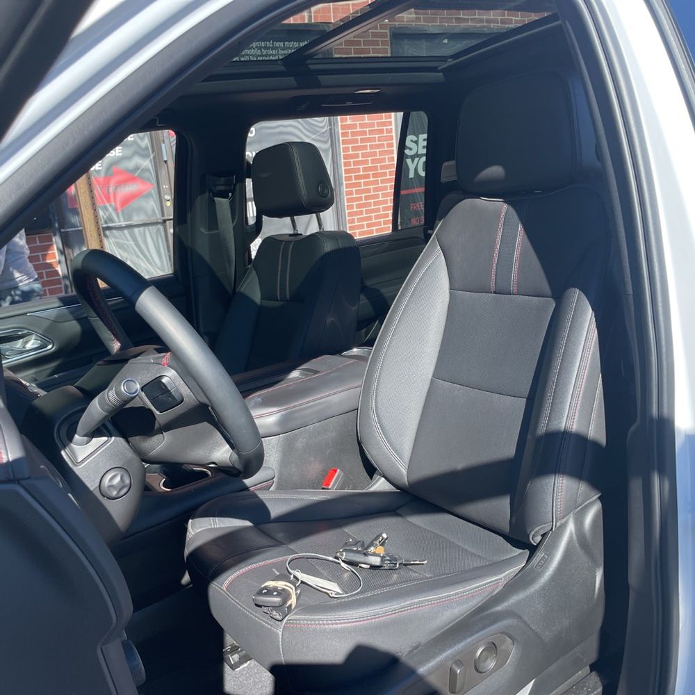 2023 Chevrolet Suburban RST