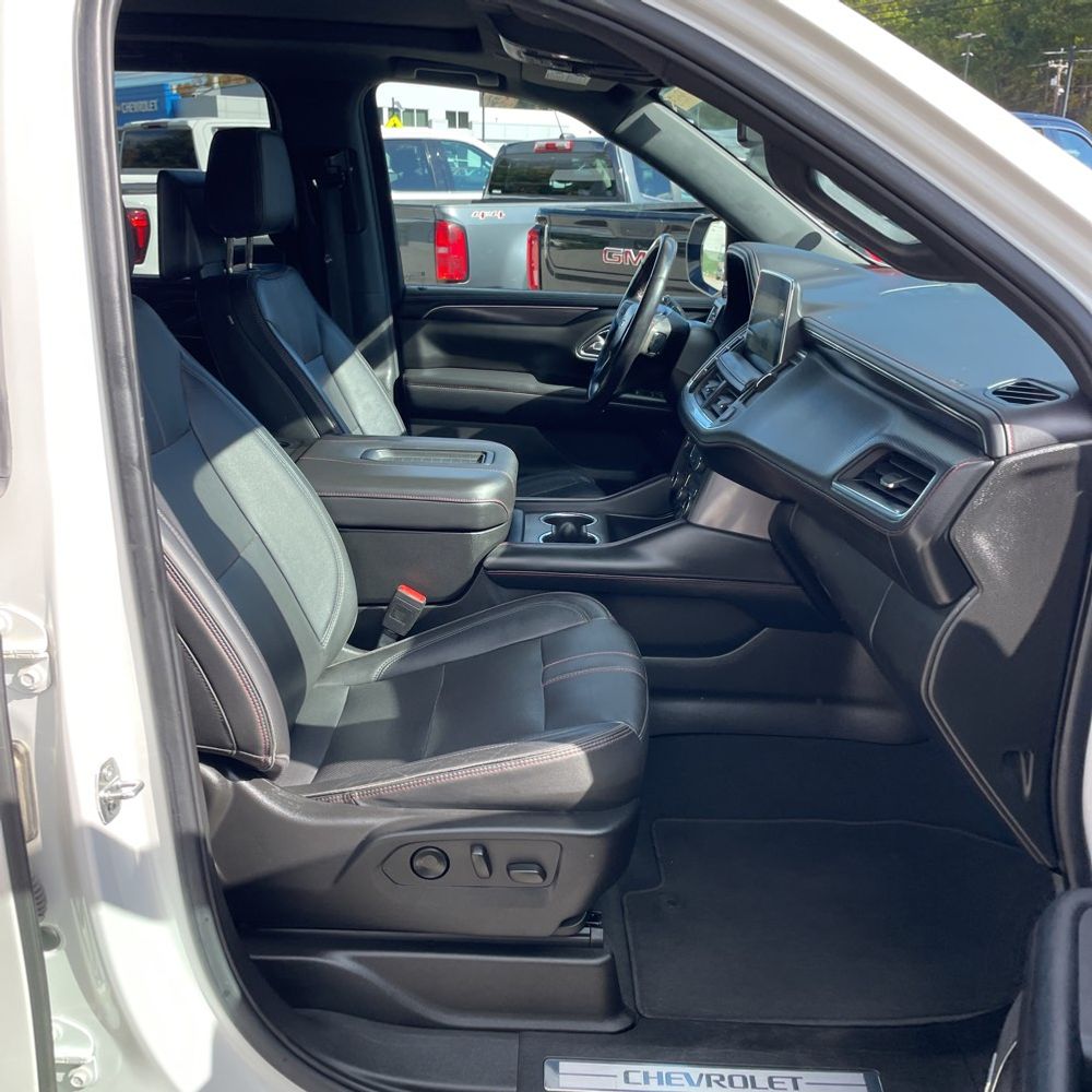 2021 Chevrolet Suburban RST