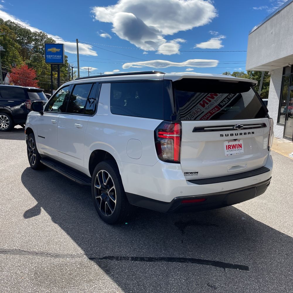 2021 Chevrolet Suburban RST