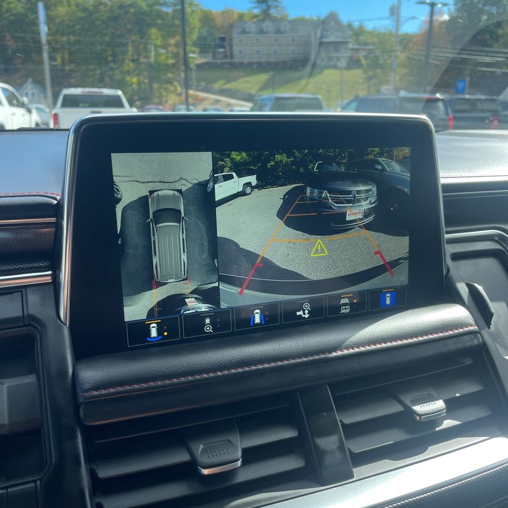 2021 Chevrolet Suburban RST