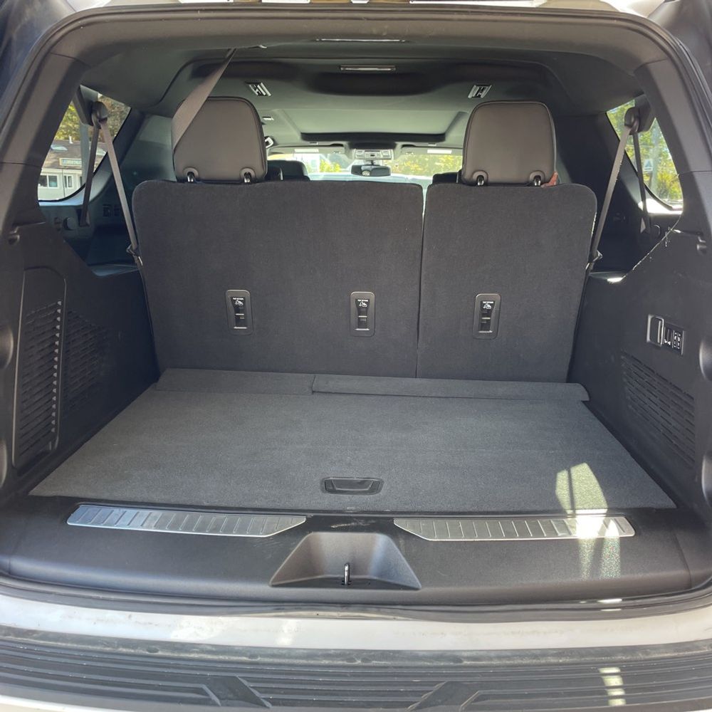 2021 Chevrolet Suburban RST