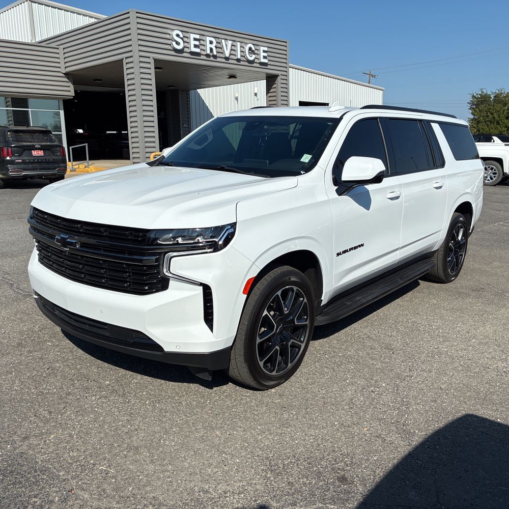 2022 Chevrolet Suburban RST