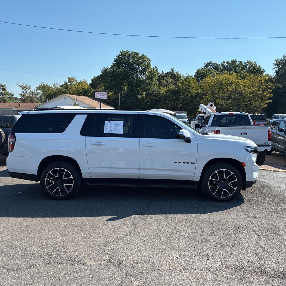 2022 Chevrolet Suburban RST