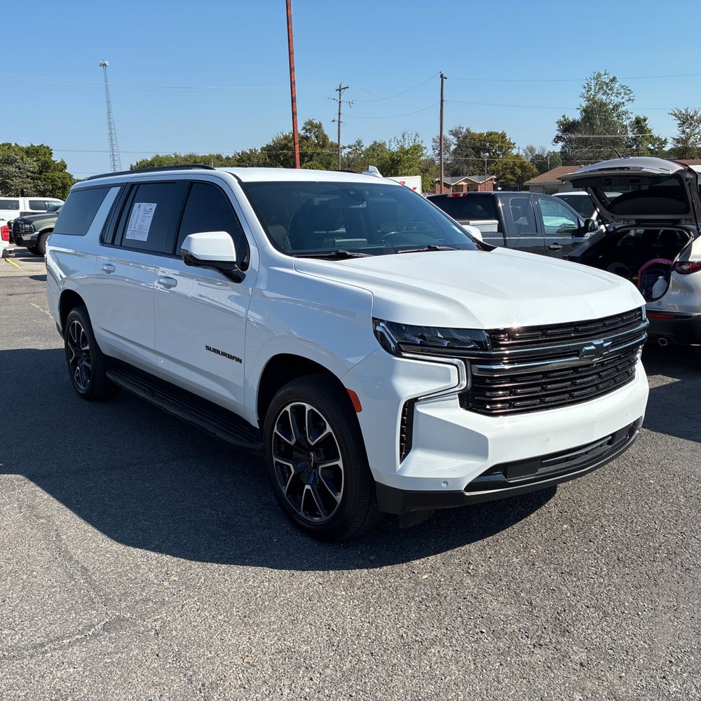 2022 Chevrolet Suburban RST